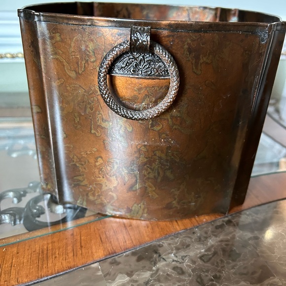 Metal flower pot - Picture 5 of 7